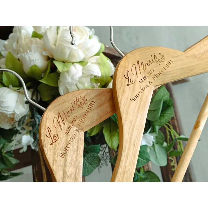 Cintre personnalisé