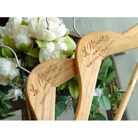 Cintre personnalisé